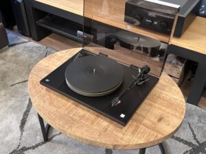 MoFi UltraDeck+LVB 250