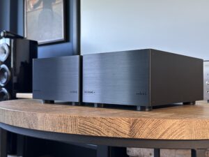 Audiolab 8200MB