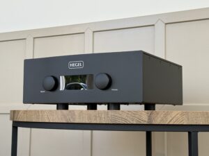 Hegel H590